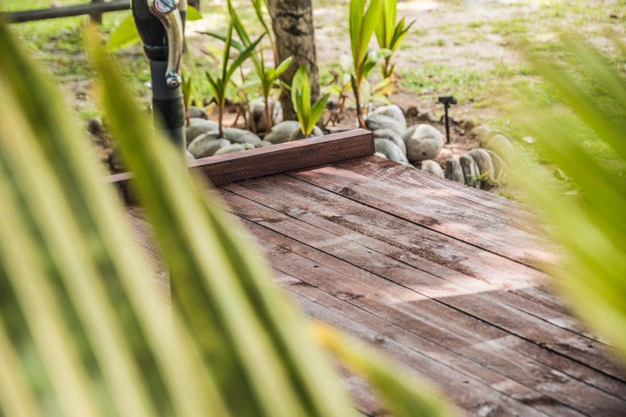 Lou Lou Bungalow Grand Anse (Praslin) Exterior foto